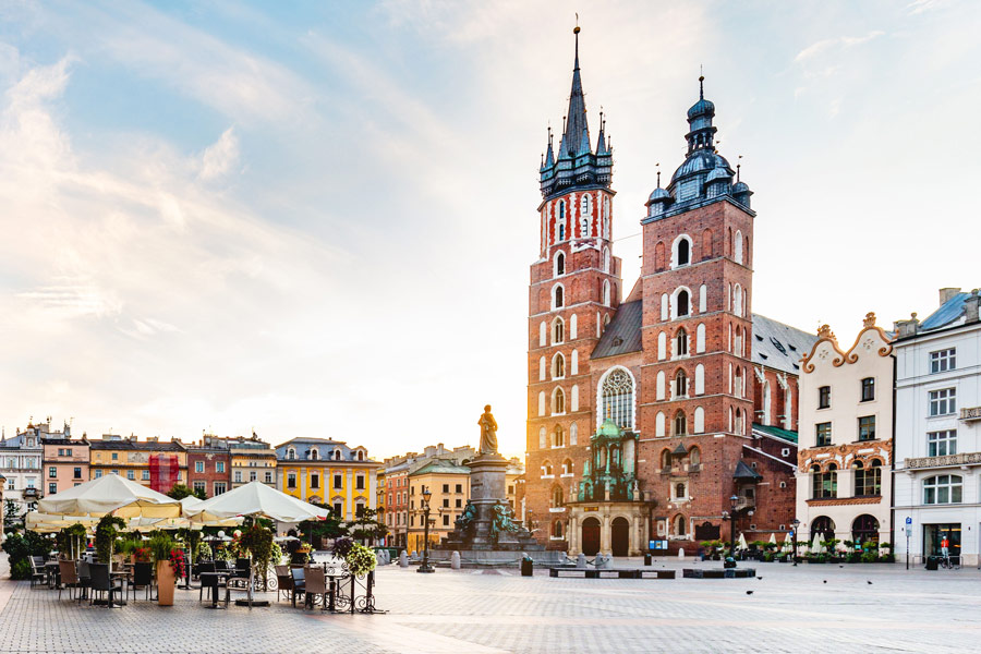Як залишитись у Польщі після війни: 6 актуальних способів